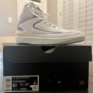 Air Jordan 2 Retro (GS) Sneakers